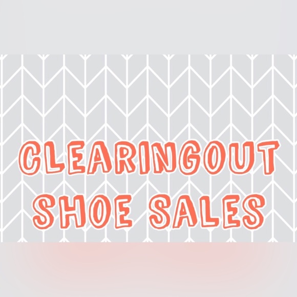 White sandals - Picture 2 of 6